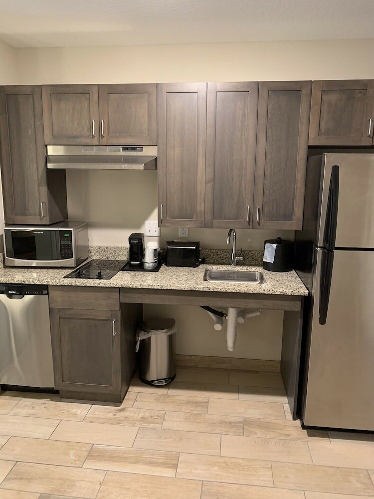 Фото GrandStay Hotel & Suites Spicer