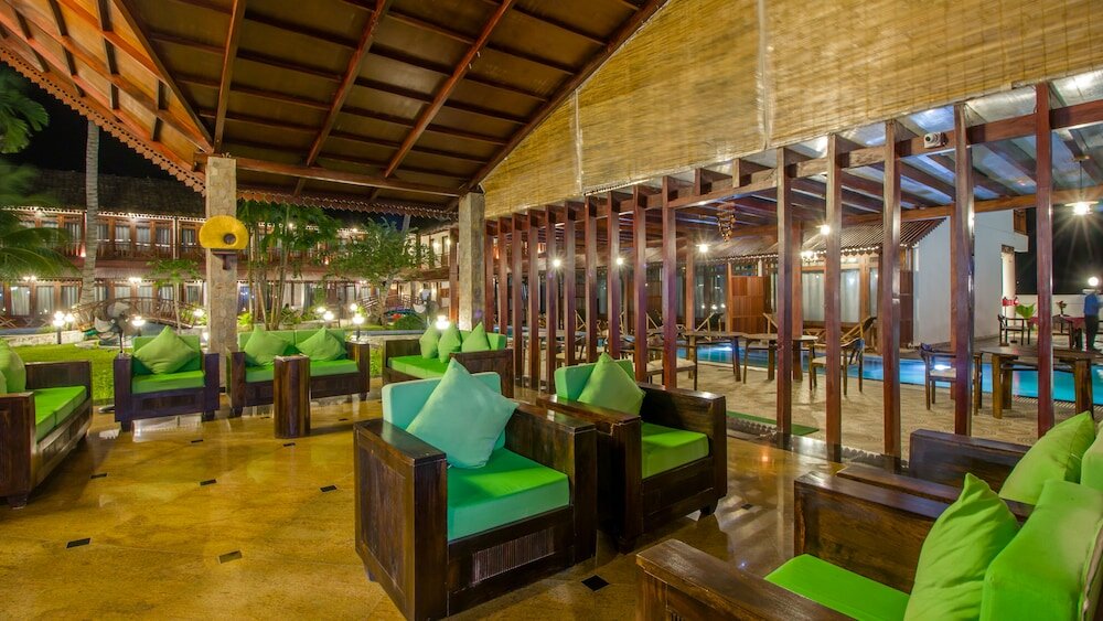 Фото Summer Sands Beach Resort