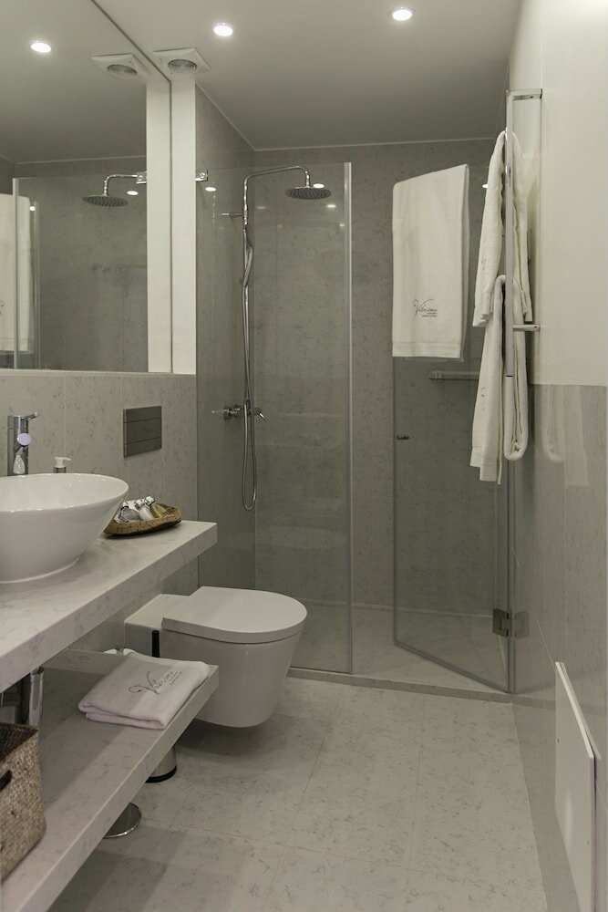 Фото Valeriana Exclusive Guesthouse