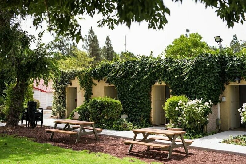 Гостиница Kibbutz Ortal Tourism