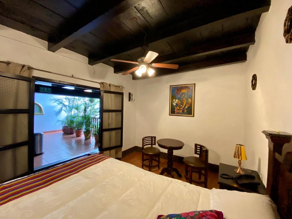 Фото Hotel Villa Real Antigua