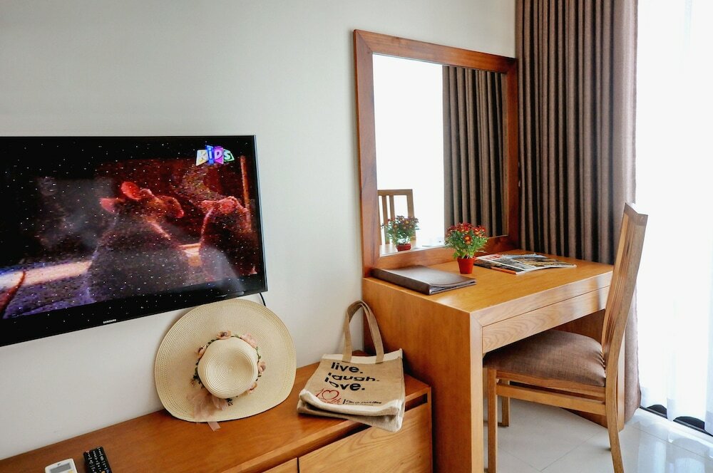 Фото Holi Beach Hotel & Apartments