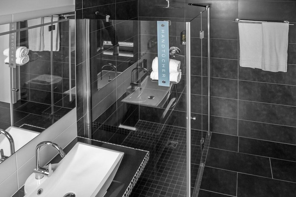 Фото Hotel & Pension Villa Laluna