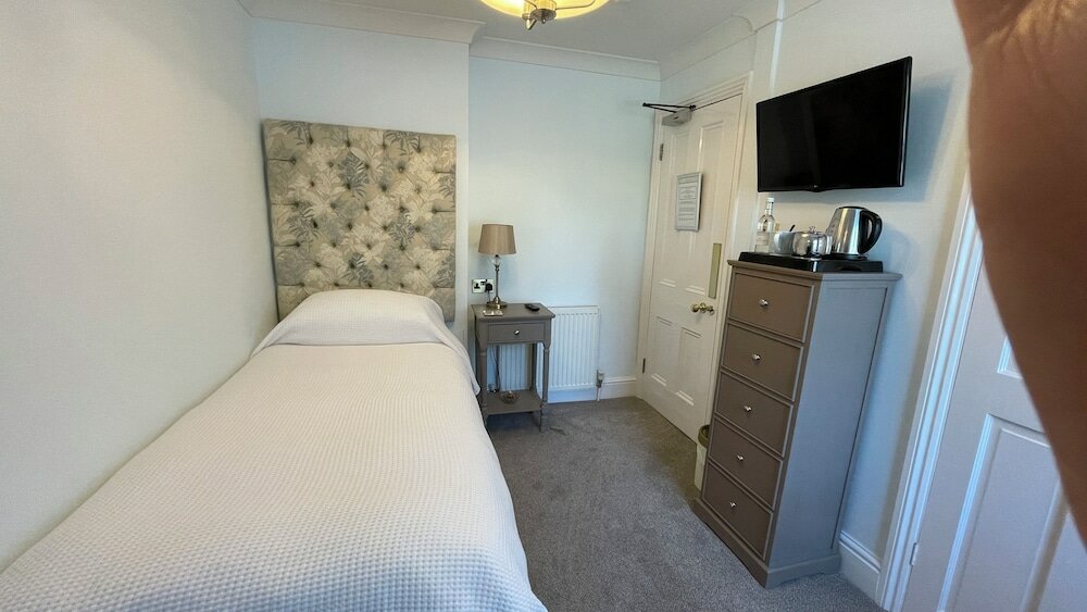 Фото Yorke Lodge Bed & Breakfast