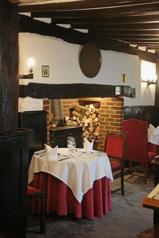 Фото The Brickwall Hotel