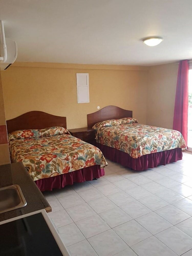 Фото Fantastic Hotel