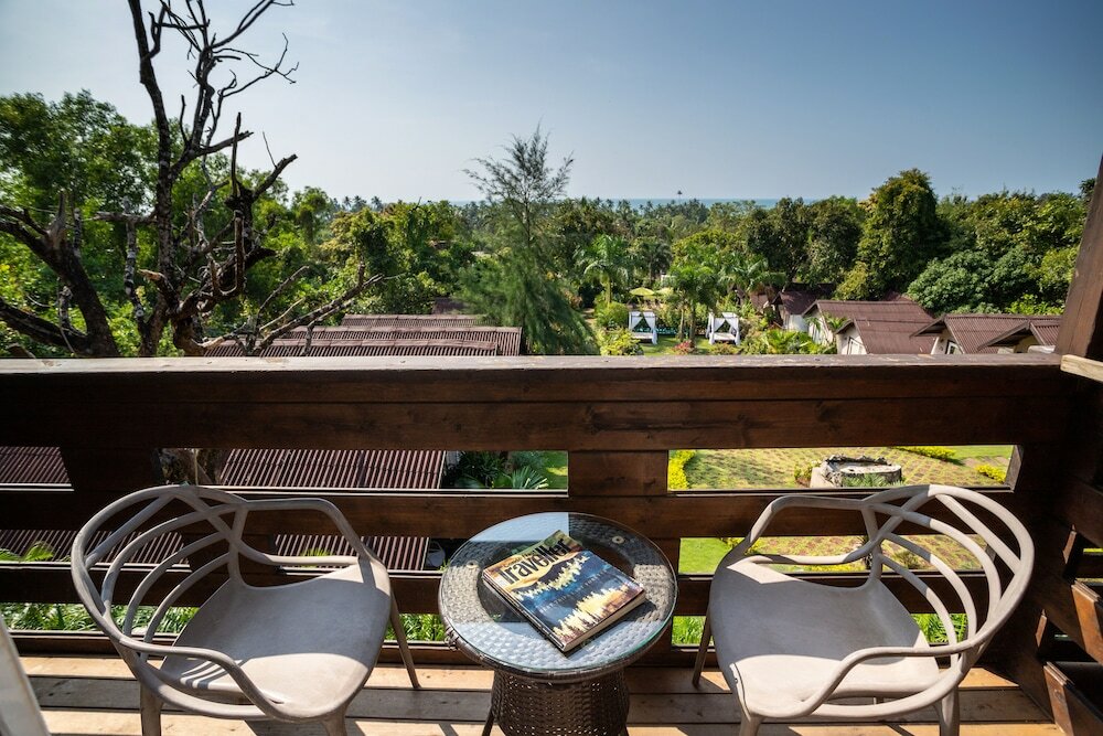 Фото Stone Wood Resort