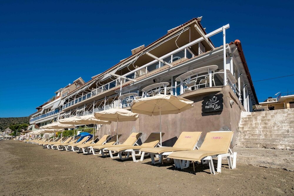 Фото Nelly’s Hotel & Apartments