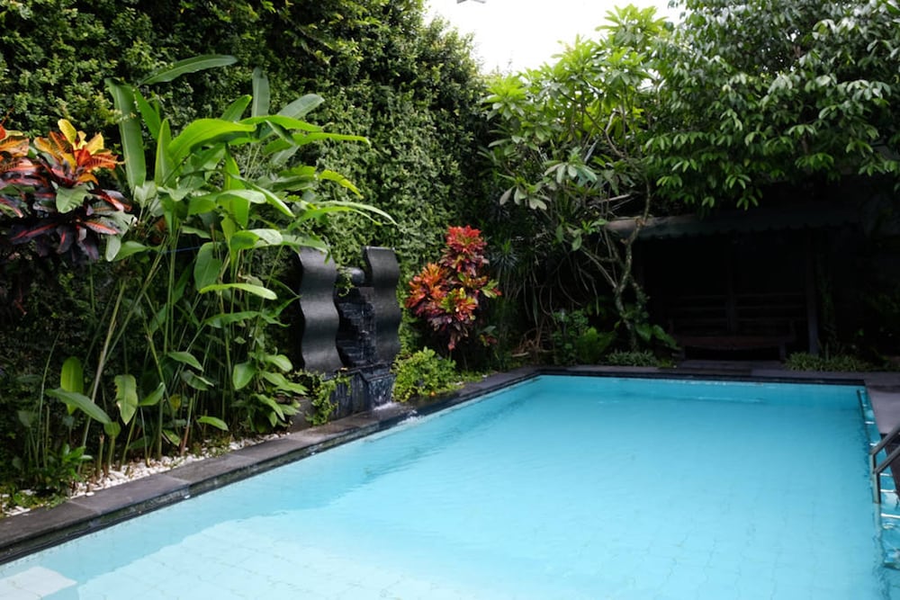 Фото Griya Yunika Homestay