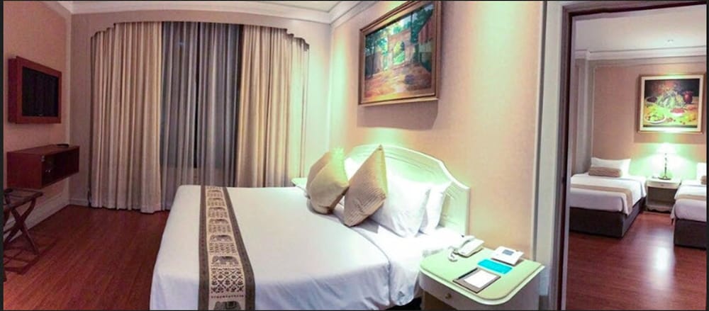 Фото Emerald Hotel Bangkok