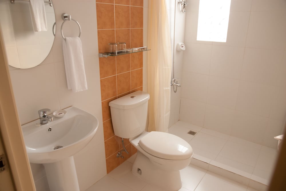 Фото M Suites Hotel