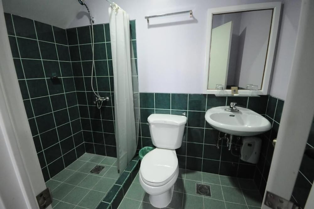 Фото Marbella Leisure Hostel