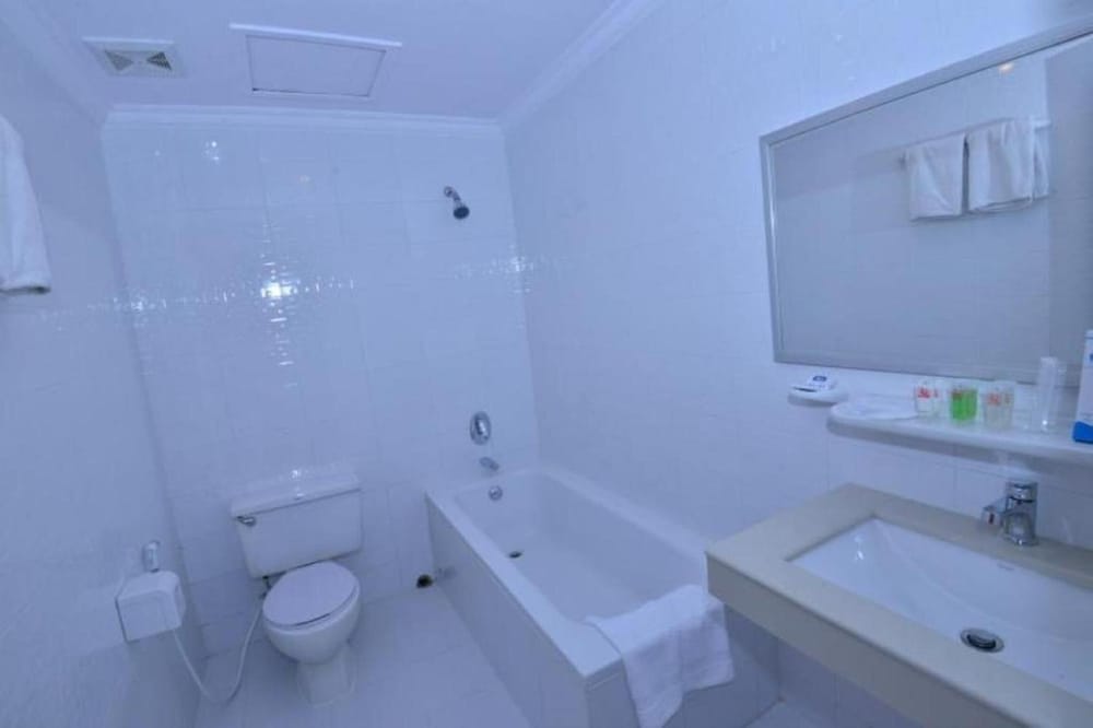 Фото Pacific Hotel