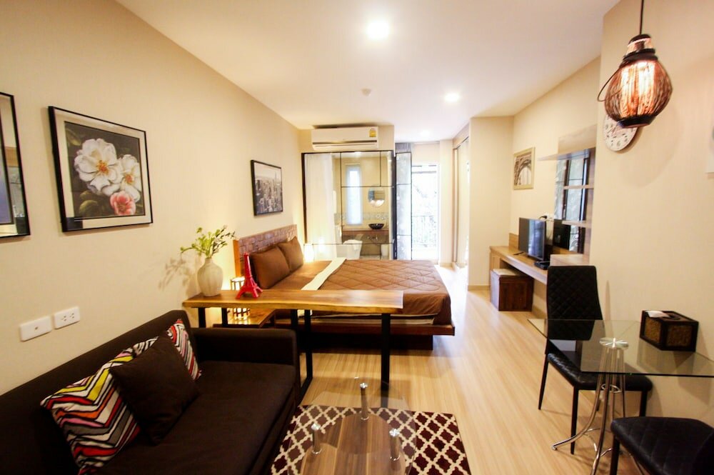 Фото A Good Nite at Nimman