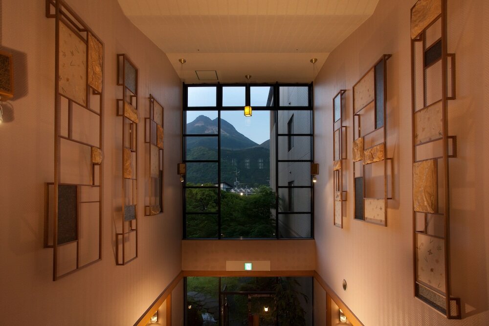 Фото Yufuin Hotel Shuhokan