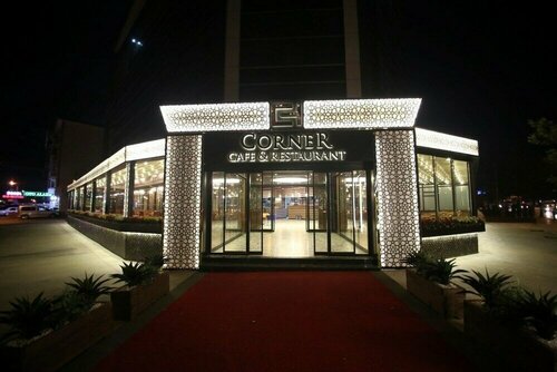 Гостиница The Corner Hotel в Этимесгуте