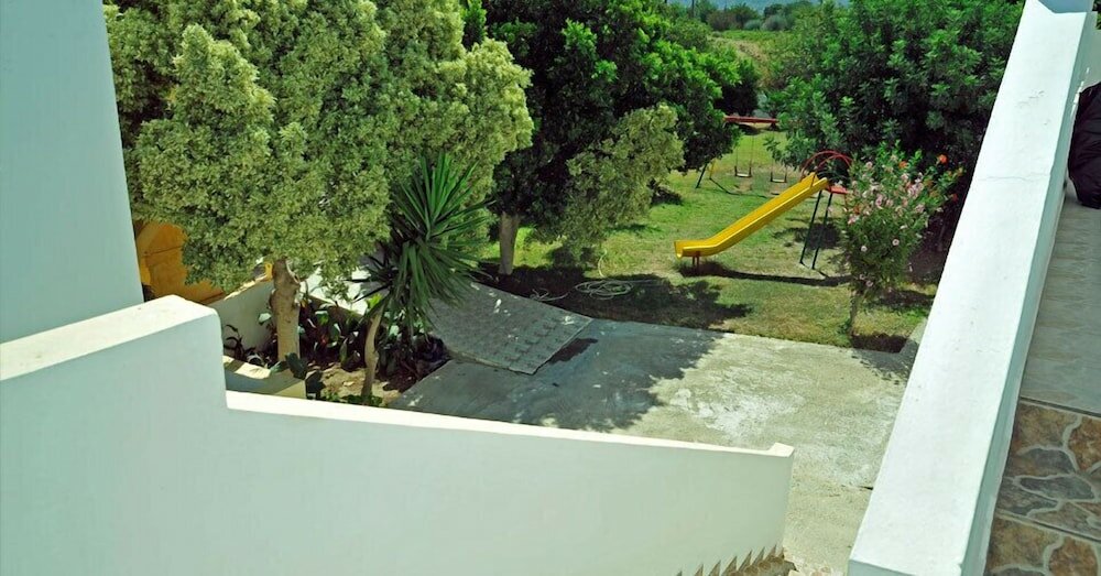 Фото Fili Hotel Apartments