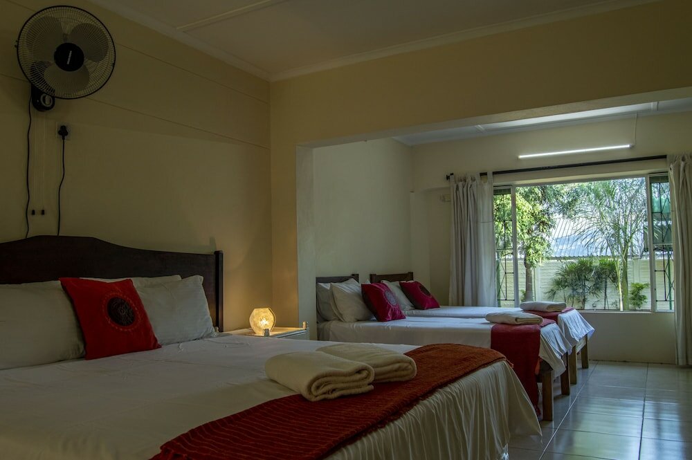 Фото Livingstone Lodge