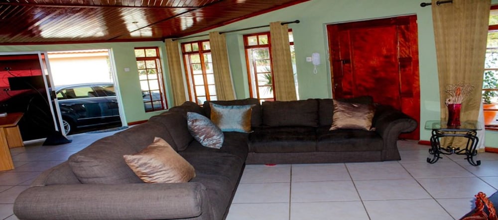 Фото Berry Bliss Guest House