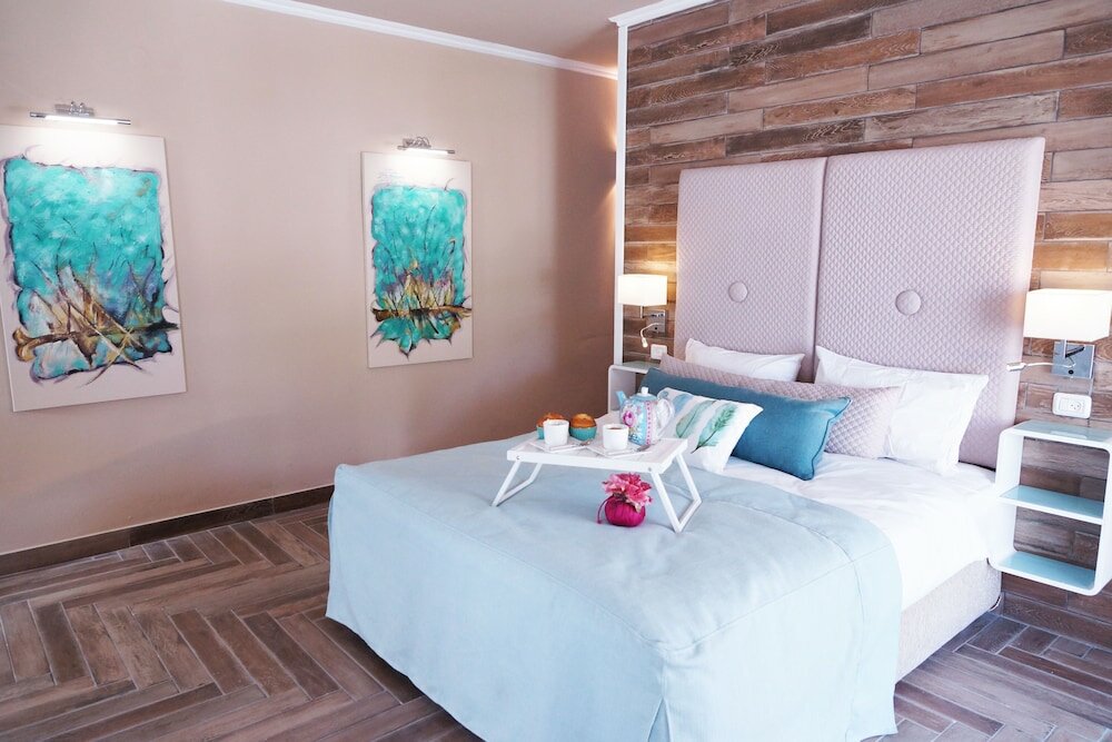 Фото Erettz Zeelim