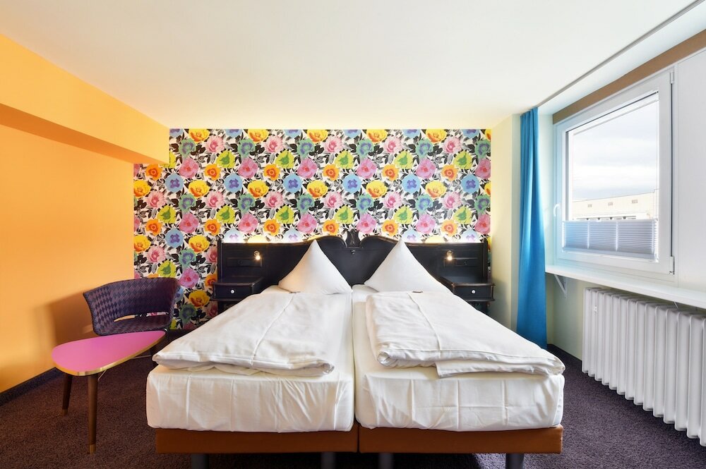 Фото 146038874193