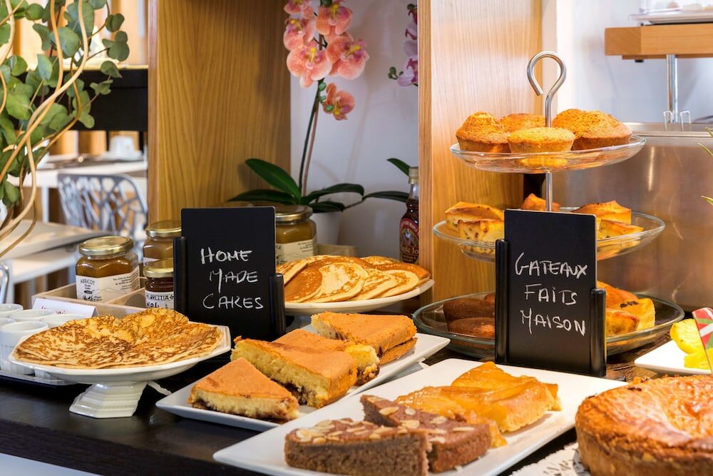 Фото Hotel Kemaris