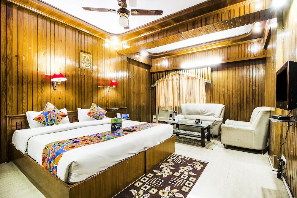 Фото FabHotel Mayfair Inn