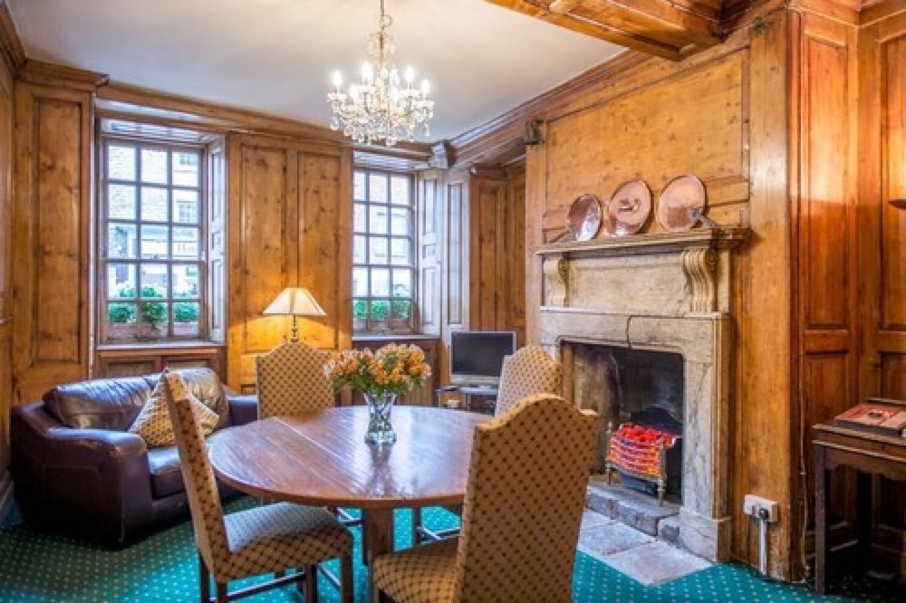 Фото Marlborough Arms Hotel