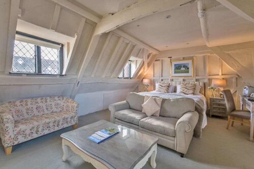 Фото Marlborough Arms Hotel