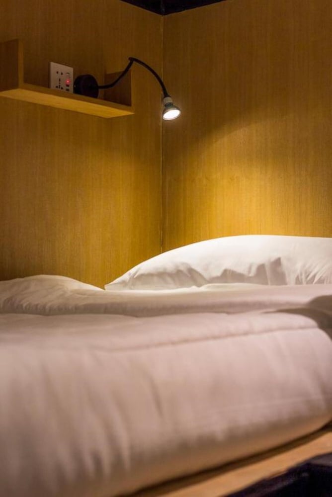 Фото Z's Hostel at Tha Phae Gate