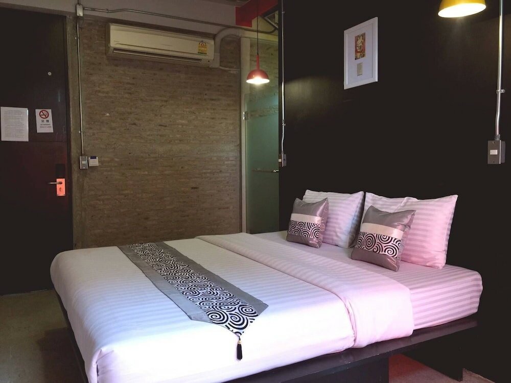 Фото Silom Art Hostel