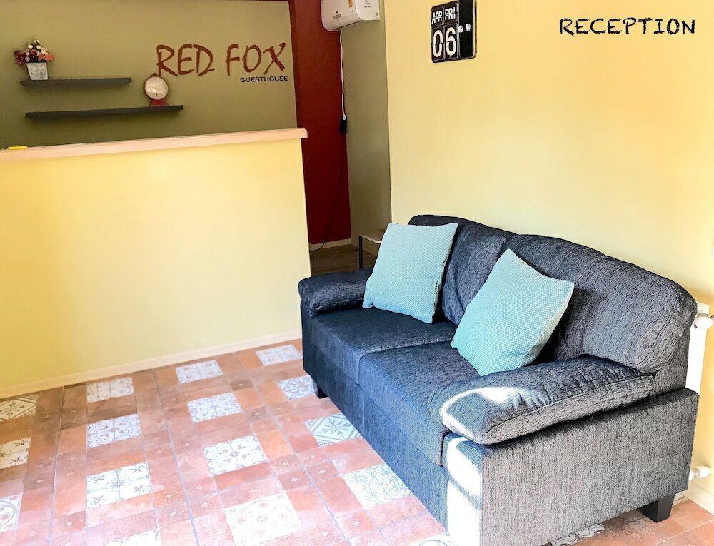 Фото Red Fox Guesthouse