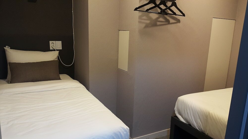 Фото Philstay Myeongdong Metro