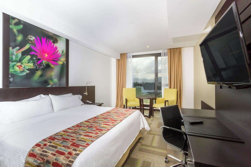 Фото Wyndham Quito Airport