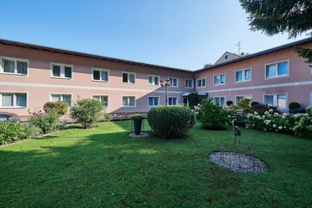 Фото Hotel Ganslhof