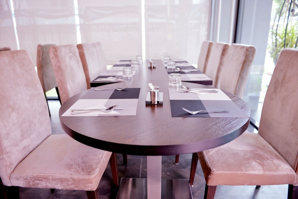 Фото Picnic Hotel Bangkok - Rang Nam