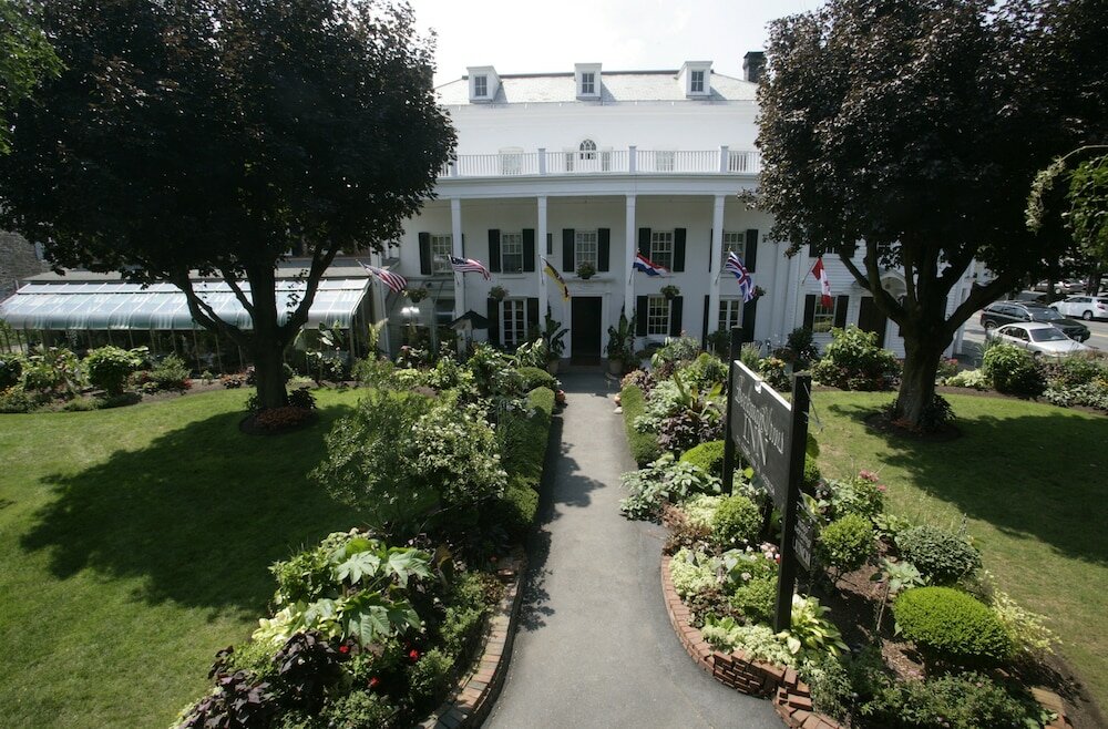 Фото Beekman Arms Hotel