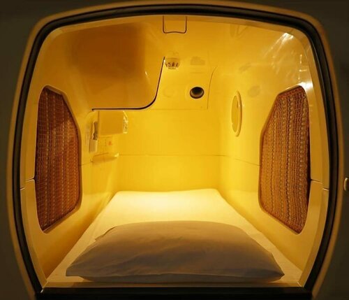 Гостиница Sauna & Capsule Hotel Hollywood - Caters to Men в Окаяме
