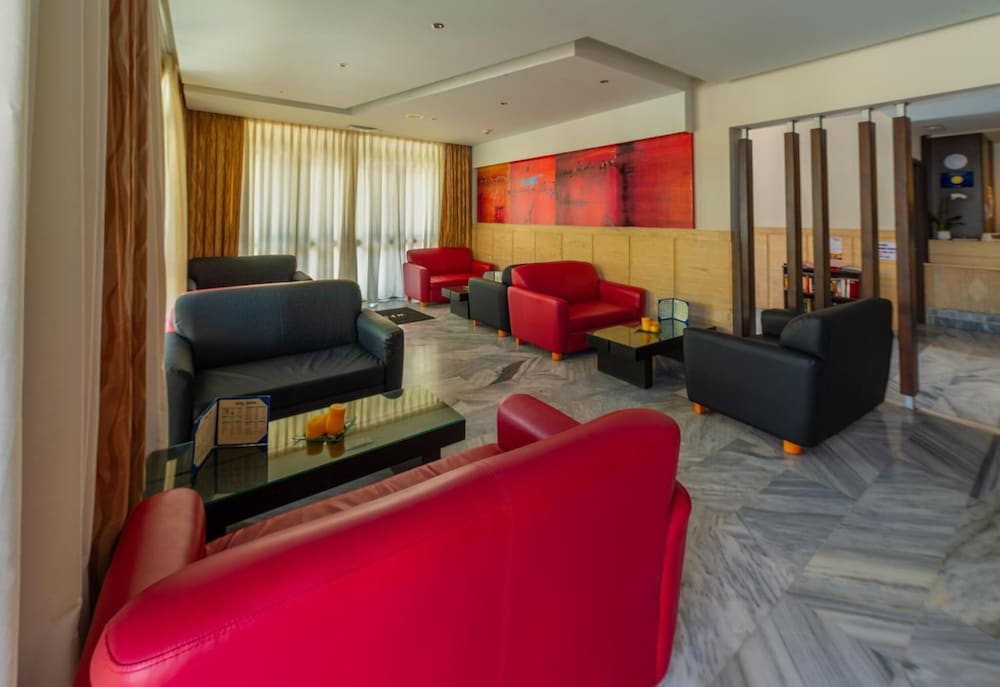 Фото Paritsa Hotel