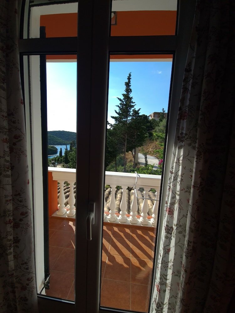 Фото Edem Studios & Apartments