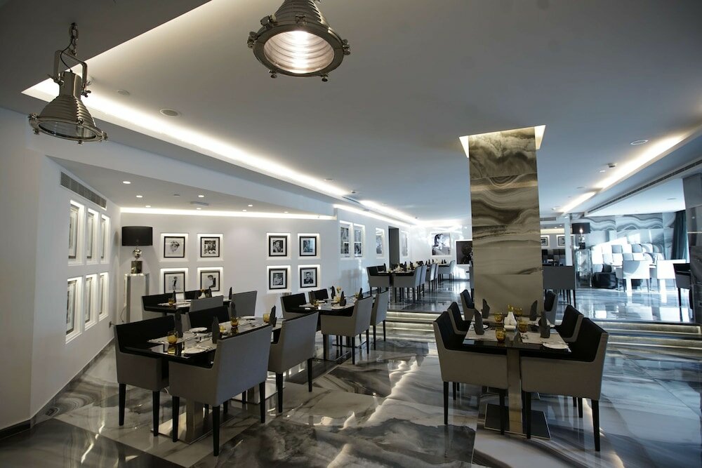 Фото Hotel Royal Tulip Achrafieh