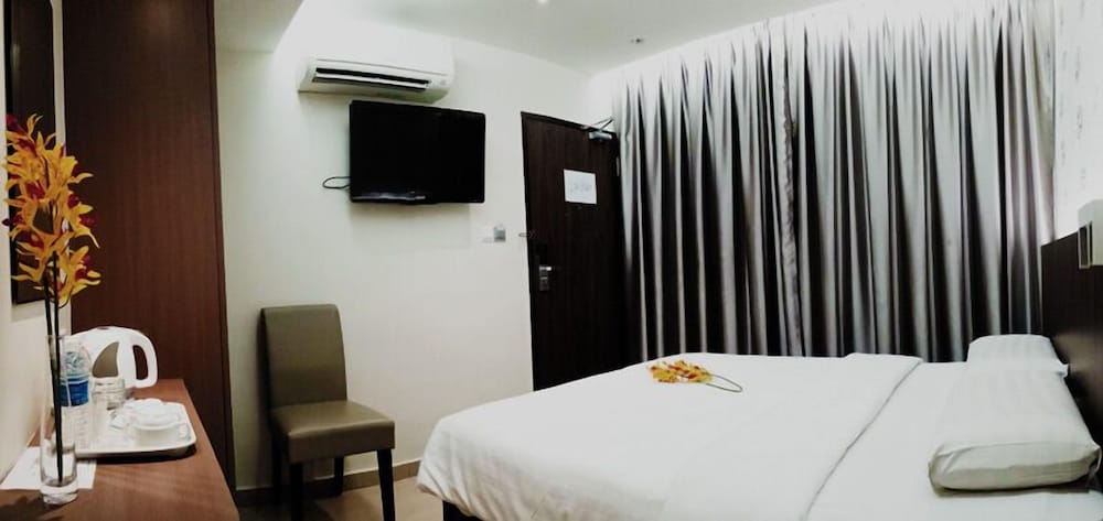 Фото Tai Ichi Hotel