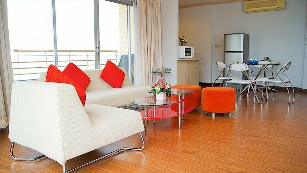 Фото Suwannin Residence