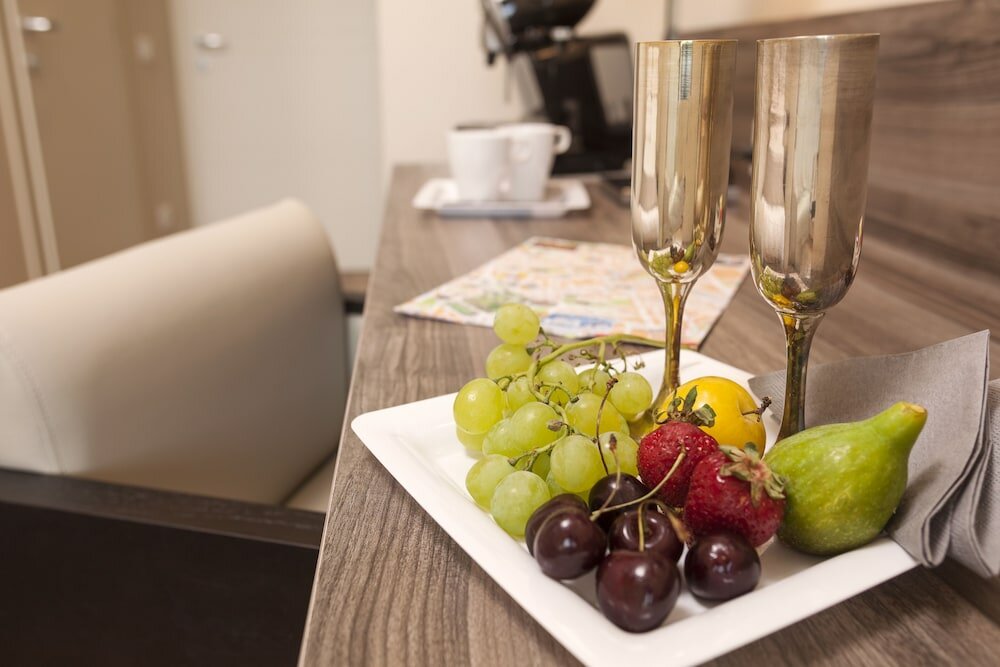 Фото Window on Rome