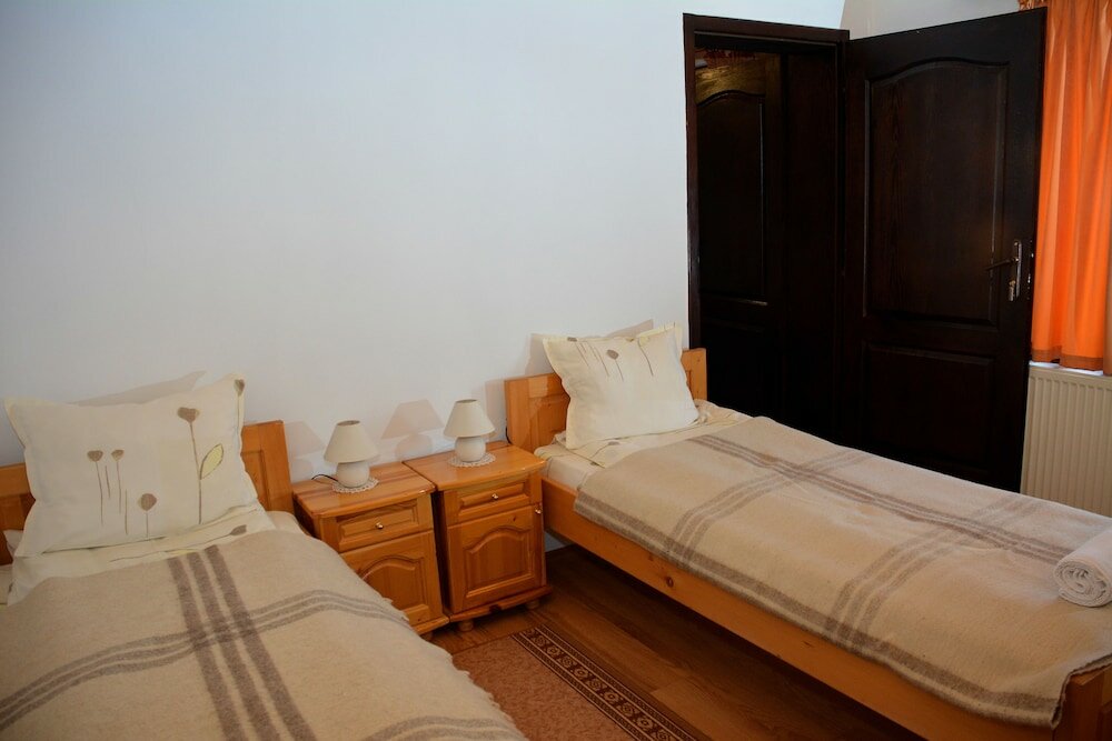 Фото Trenchova Guest House