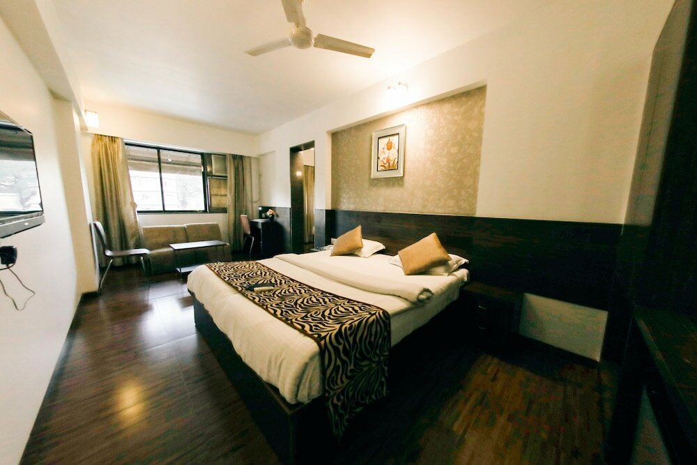 Фото Hotel Maharana Inn Chembur
