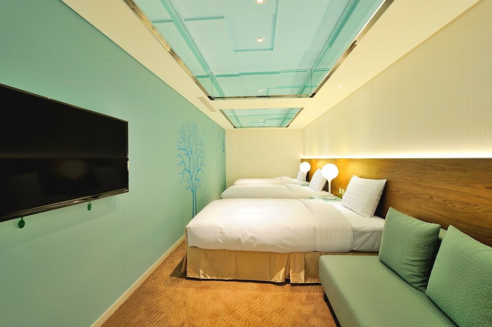 Фото Green World Hotel Zhonghua