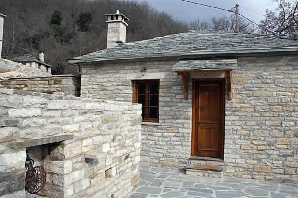 Фото Nikolas Guesthouse