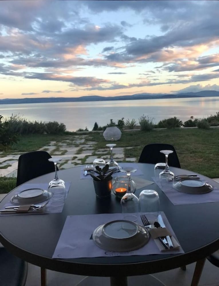 Фото Elimnion Resort