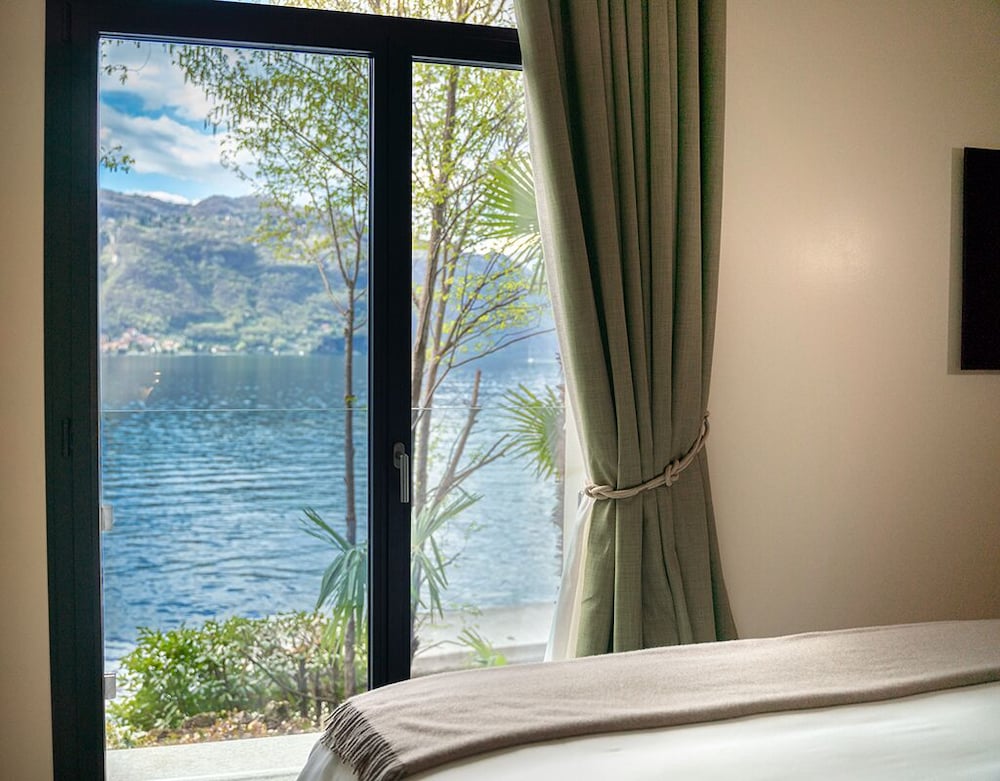 Фото Villa Lario Resort Mandello